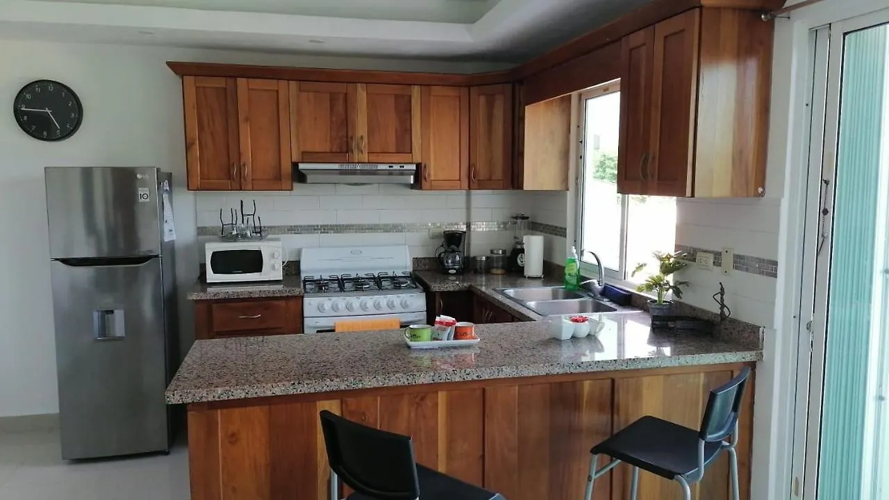 Apartament In Gazcue Icona Santo Domingo